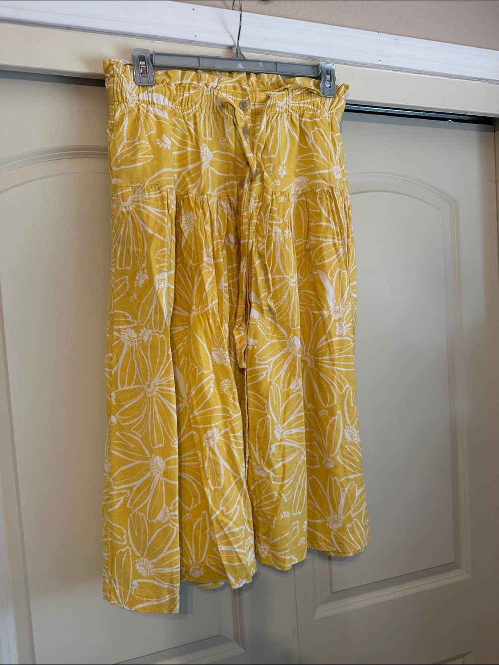 Universal Thread Yellow Floral Midi Skirt with Drawstring Waist